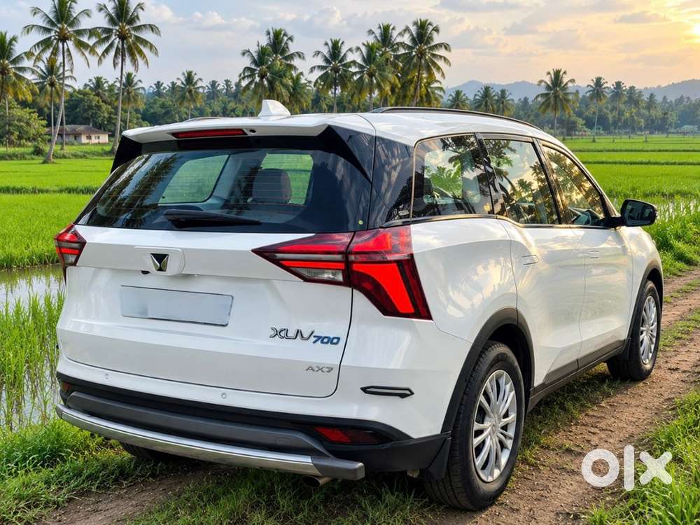 Mahindra Xuv700 Petrol 2022