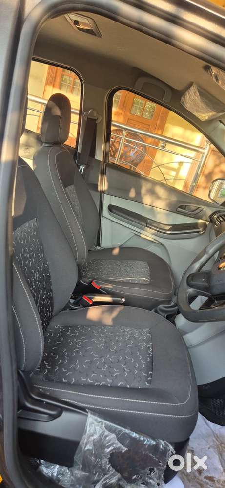 Tata Tiago 1.2 Revotron Xm Cng, 2024, Cng & Hybrids