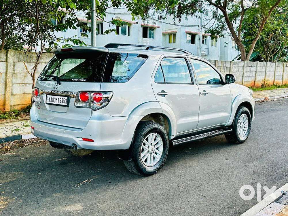 Toyota Fortuner 3.0 4x2 Automatic, 2014