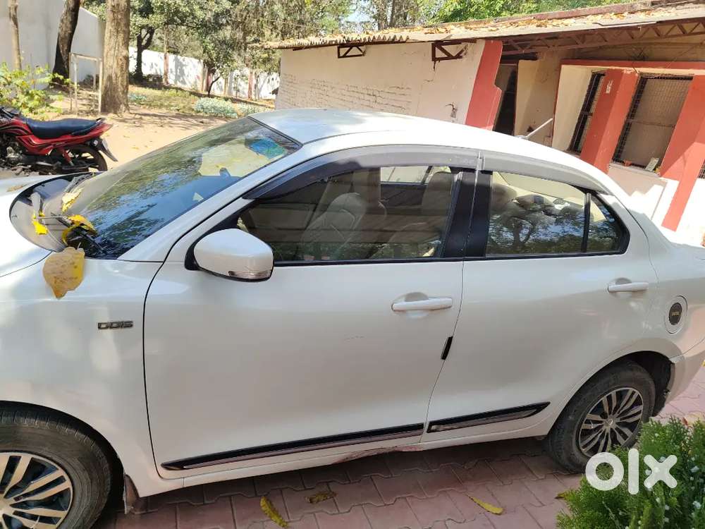 Maruti Suzuki Dzire 2017 Diesel 102000 Km Driven