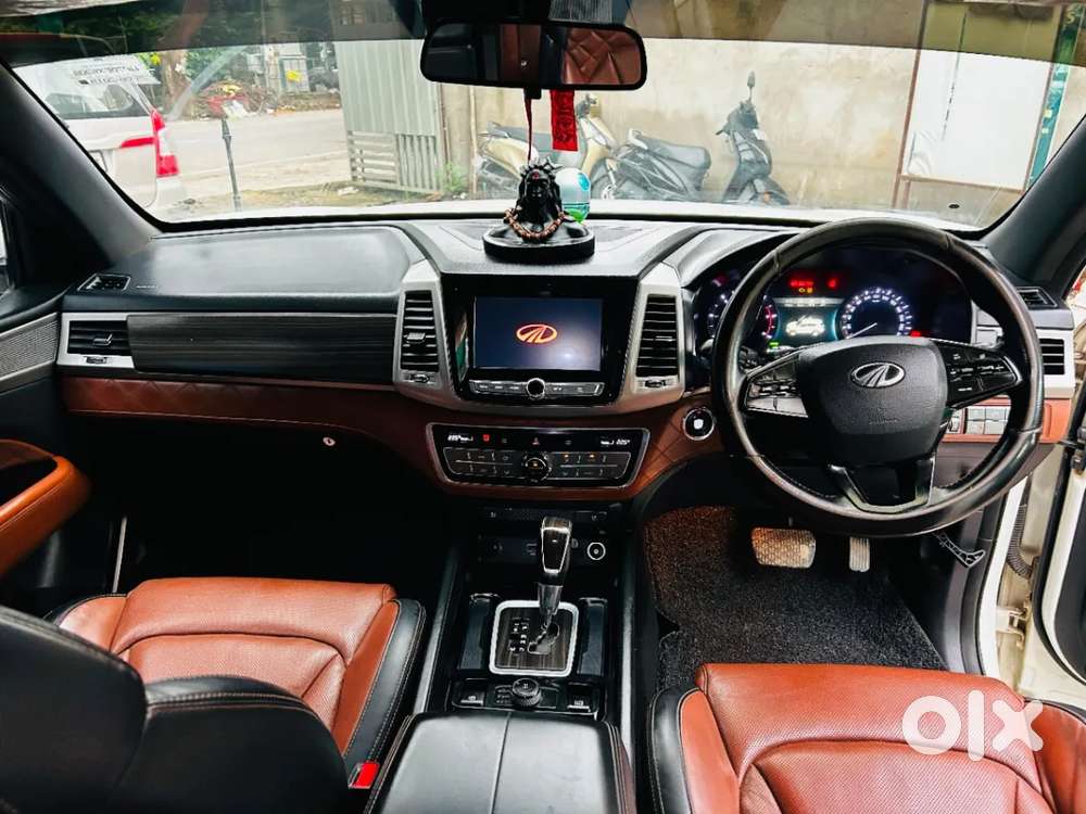 Mahindra Alturas G4 4wd At, 2018, Diesel
