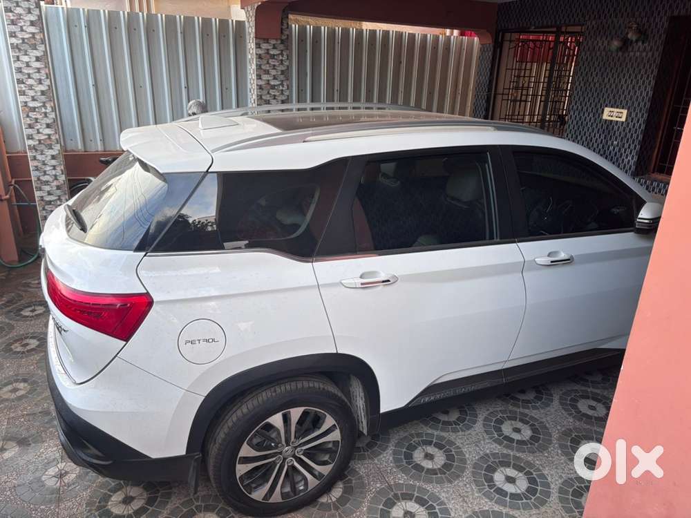 Mg Hector Plus Petrol 2022 Year November
