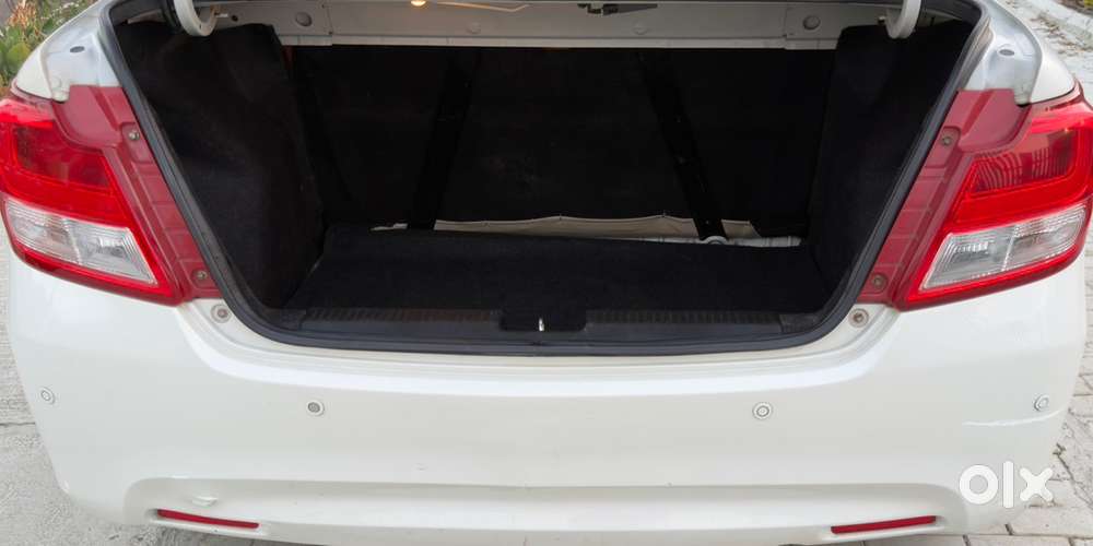 Swift Dzire Diesel (white)