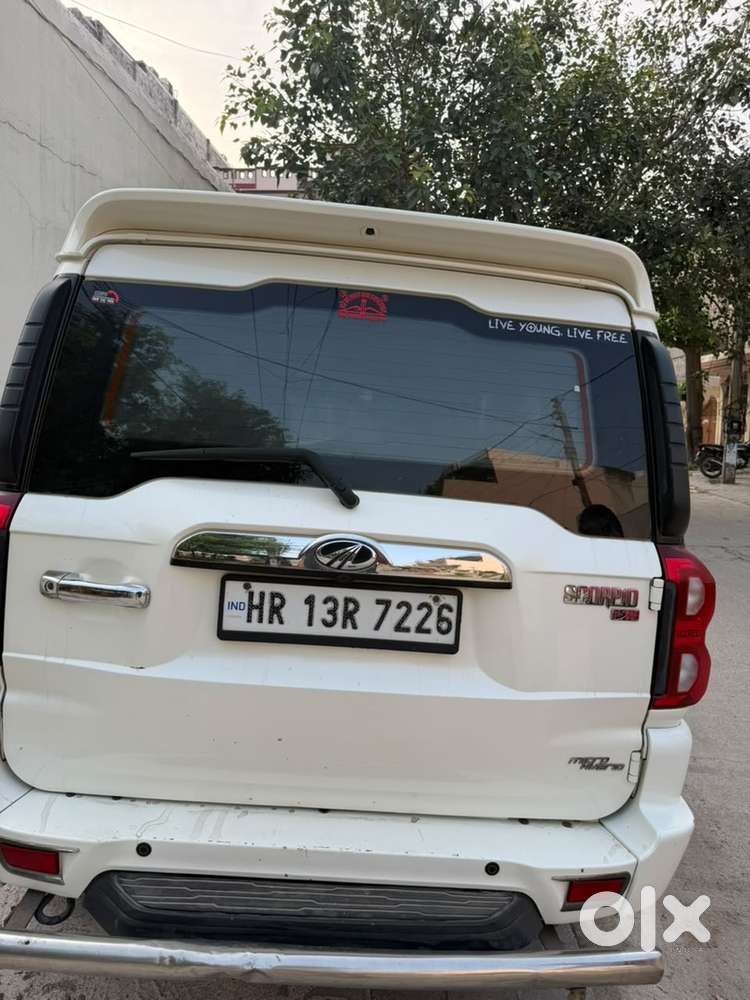 Mahindra Scorpio Classic 2021