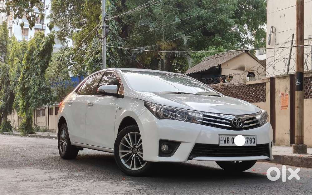 2015 Corola Altis