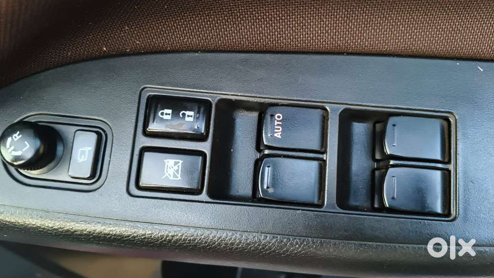 Maruti Suzuki Brezza 1.5 Zxi Smart Hybrid, 2023, Petrol