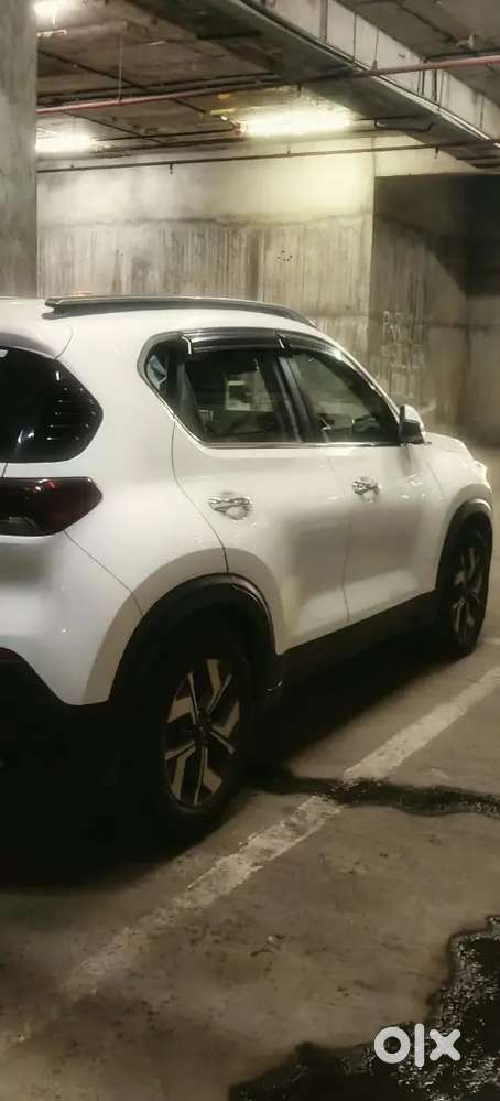 Kia Sonet 2020 Diesel Well Maintained .good Condition Tyre And Battery