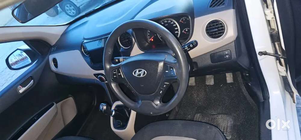 Hyundai Grand I10 Sportz 2015
