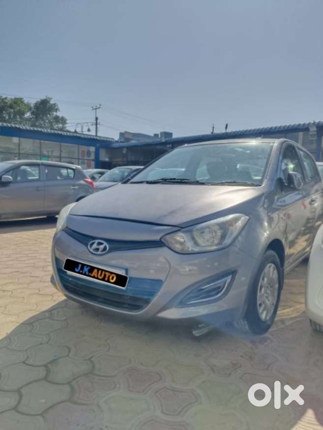 Hyundai I20 Magna 1.2 Mt, 2012, Petrol