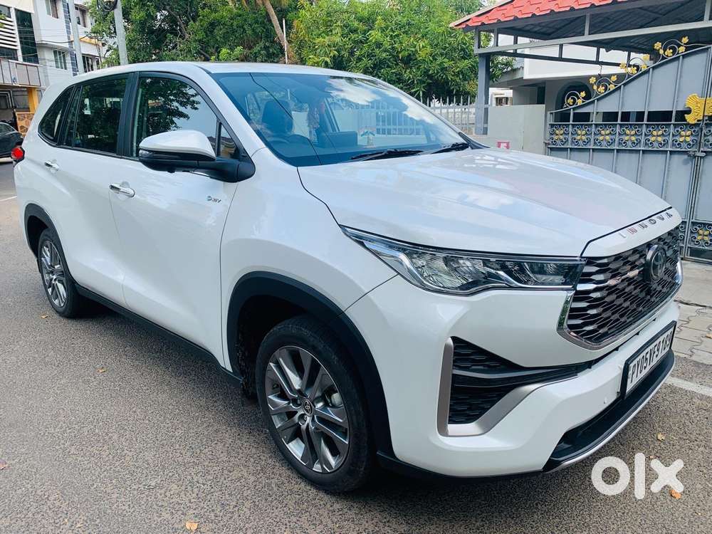 Toyota Innova Hycross 2.0 Zx (o) Hybrid 7 Str, 2025, Electric
