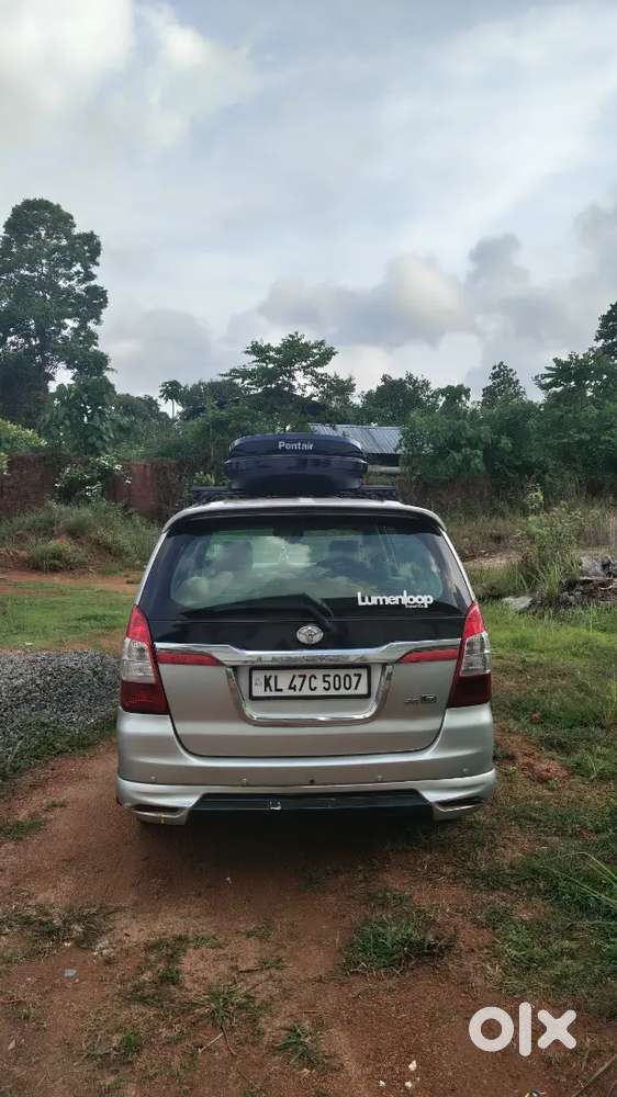 Toyota Innova 2012 Diesel 216000 Km Driven, Kerala Registration,