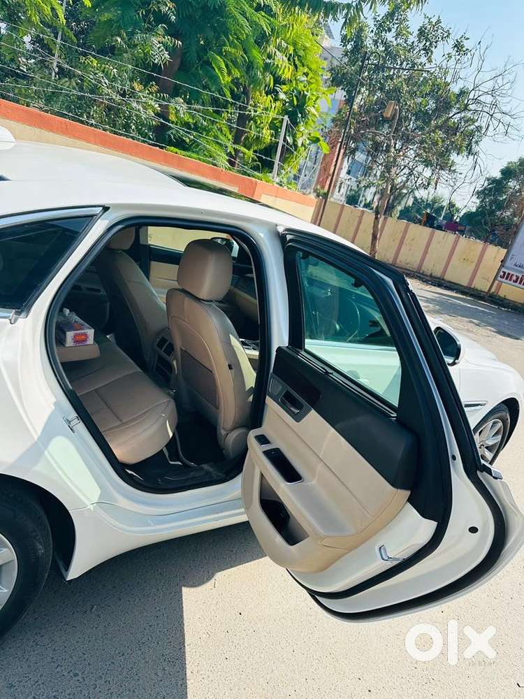 Jaguar Xf 2018 Diesel Well Maintained