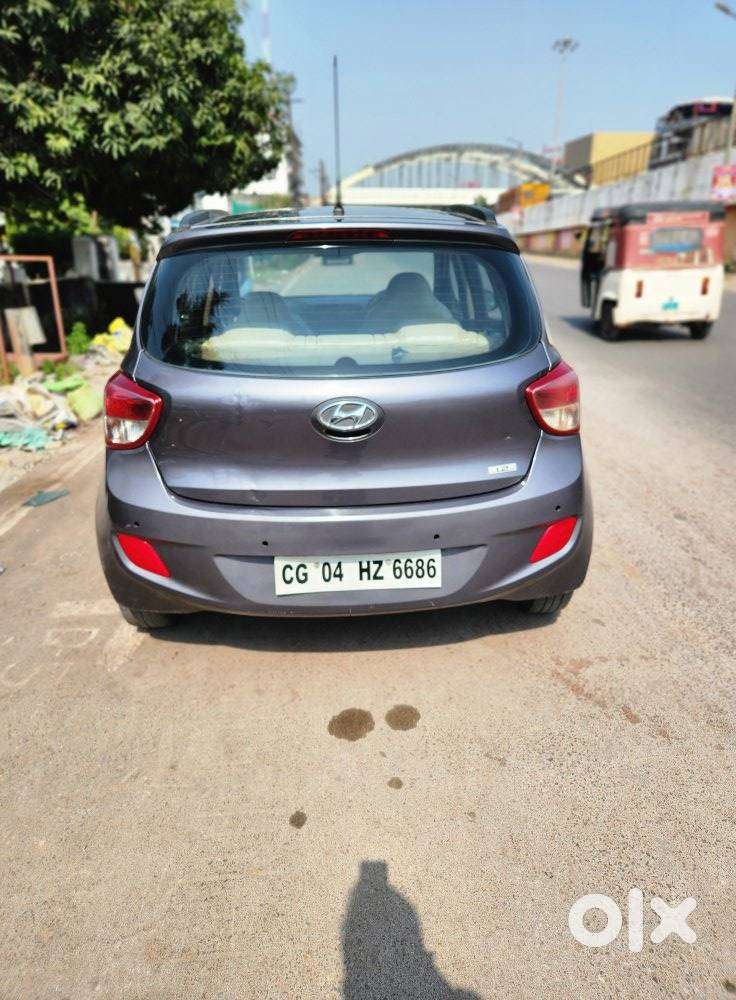 Hyundai Grand I10 Sportz, 2015, Petrol