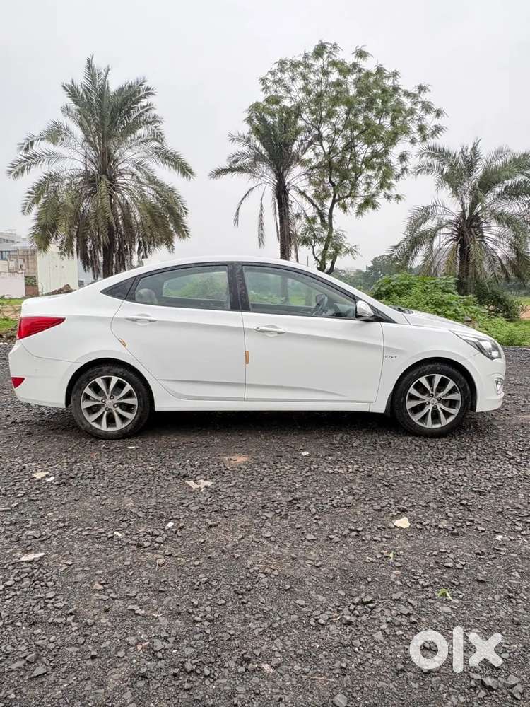 Hyundai Verna 1.6 Sx (o) Vtvt, 2017, Petrol