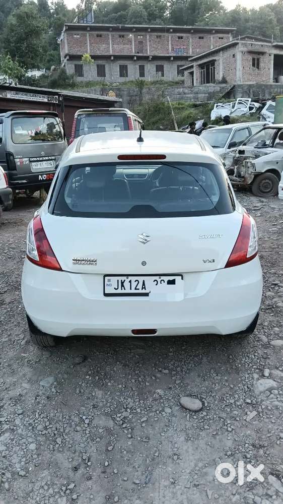 Maruti Suzuki Swift Vxi 2017