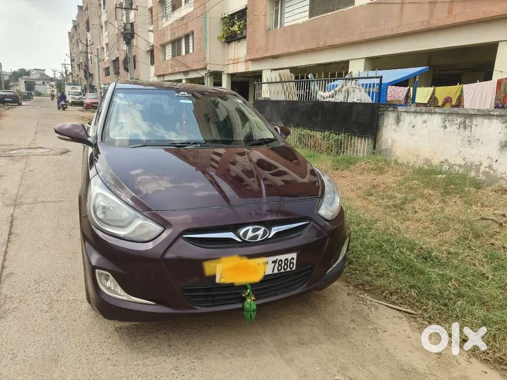 Hyundai Verna Fludic 2013 Diesel Well Maintained