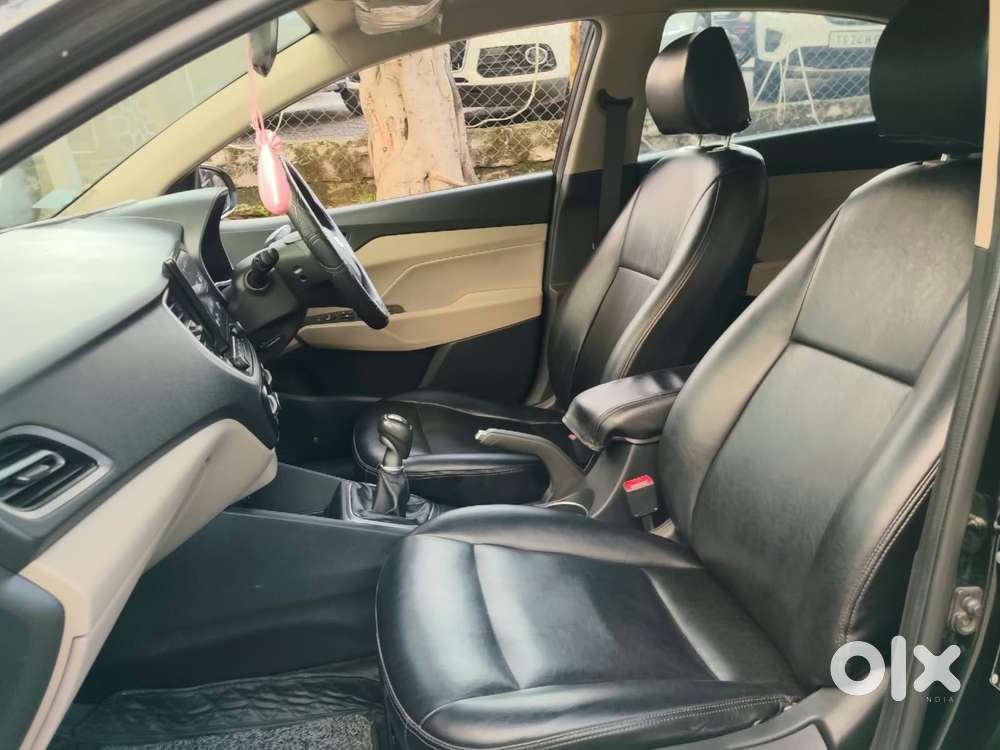 Hyundai Verna 1.5 Sx Petrol Mt, 2022, Petrol