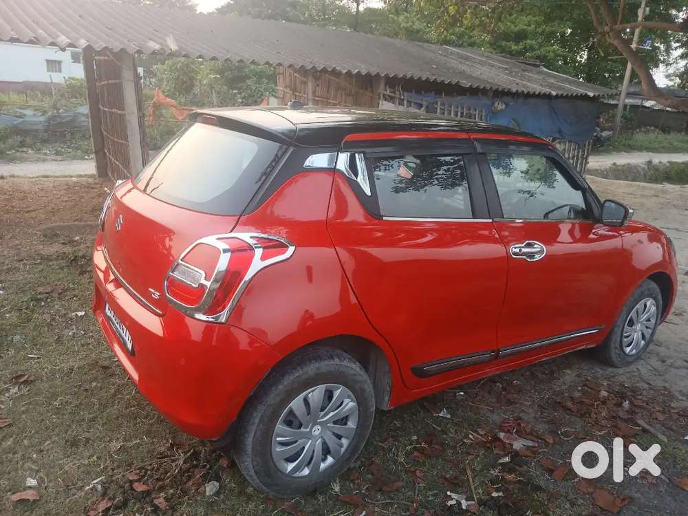 Maruti Suzuki New-gen Swift 2023 Petrol 16500 Km Driven