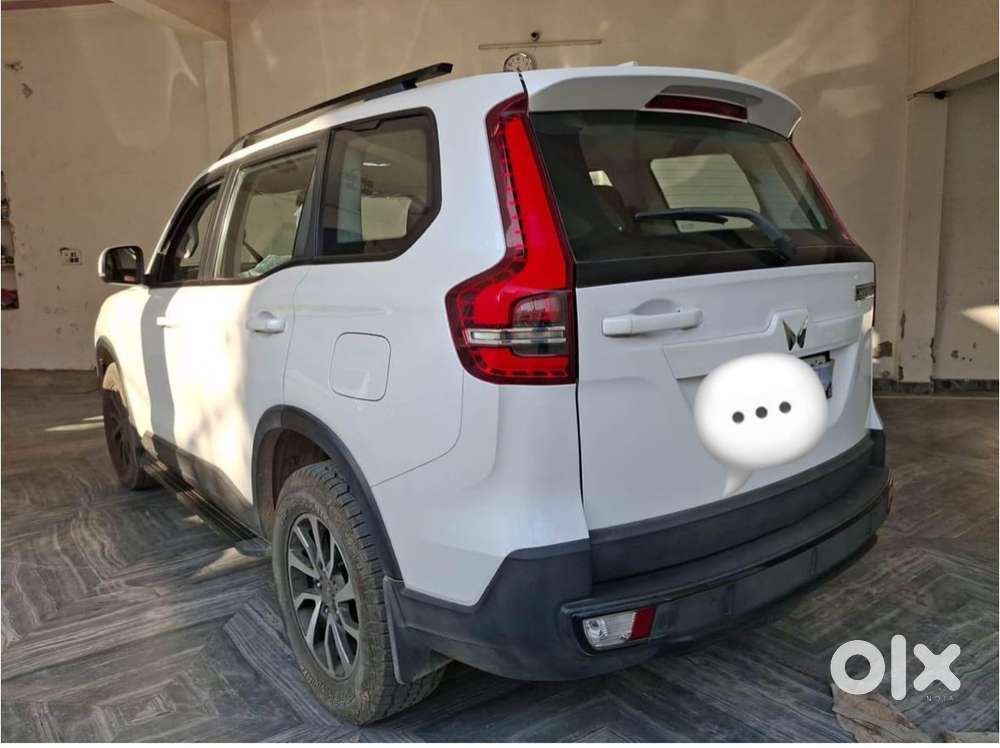 Mahindra Scorpio N Z4 Petrol At 7 Str, 2025, Petrol