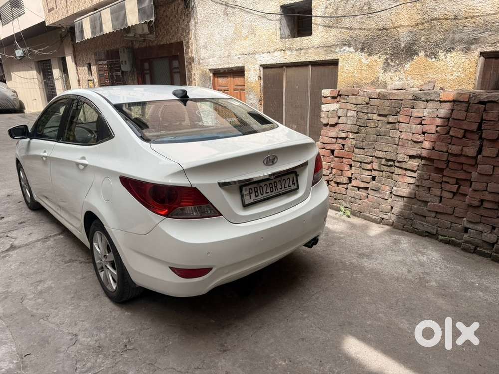 Hyundai Fluidic Verna 2011 Diesel Well Maintained