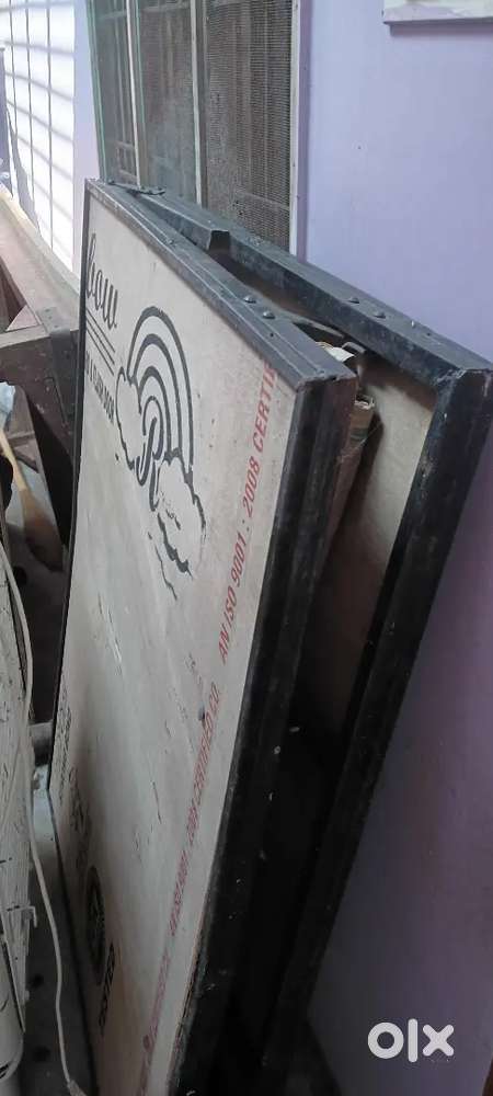 Single bed