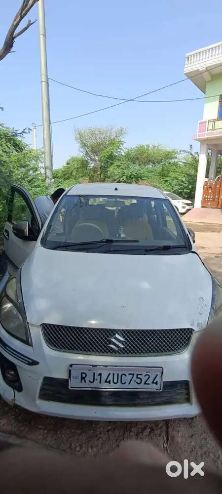 Maruti Suzuki Ertiga 2015 Variant
