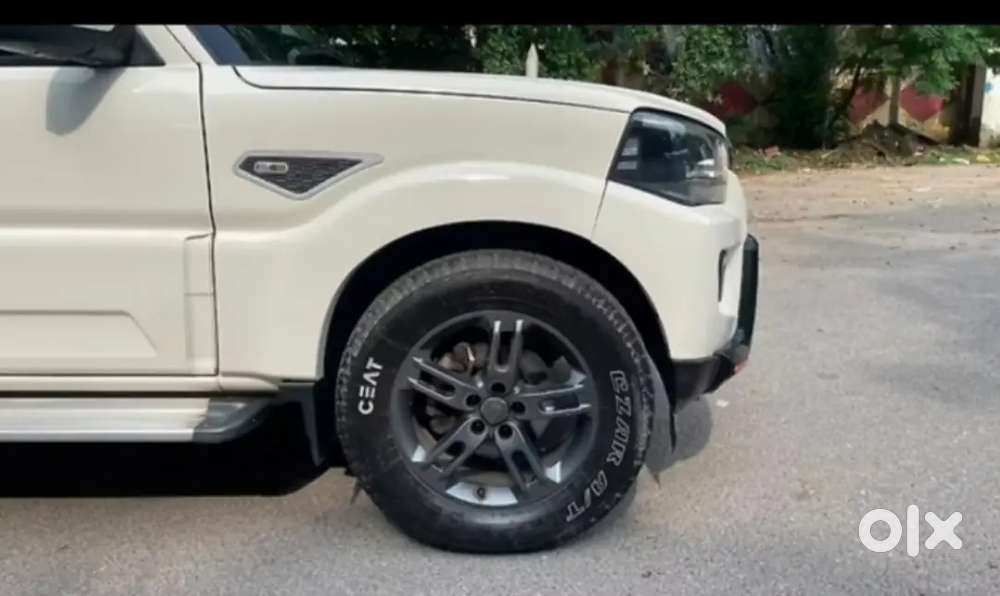 Mahindra Scorpio Classic 2023