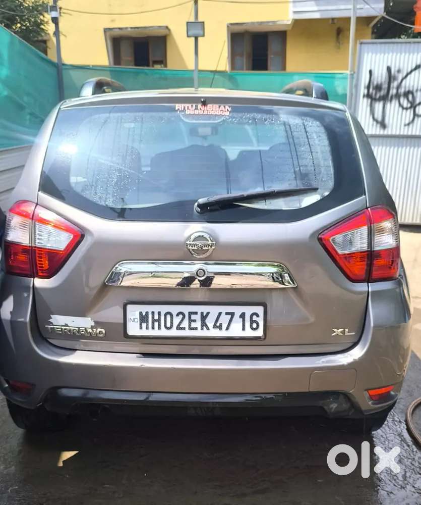 Nissan Terrano 2017 Petrol With Cng 100000 Km Driven