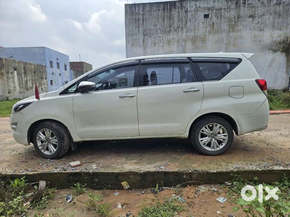 Toyota Innova Crysta 2.8 Diesel 2019