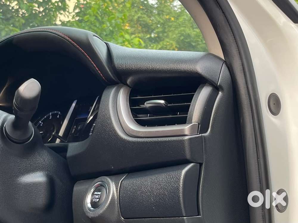 Toyota Fortuner Legender 4x2 At 2.8, 2024, Diesel