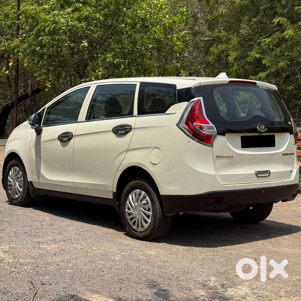 Mahindra Marazzo M2, 2018, Diesel