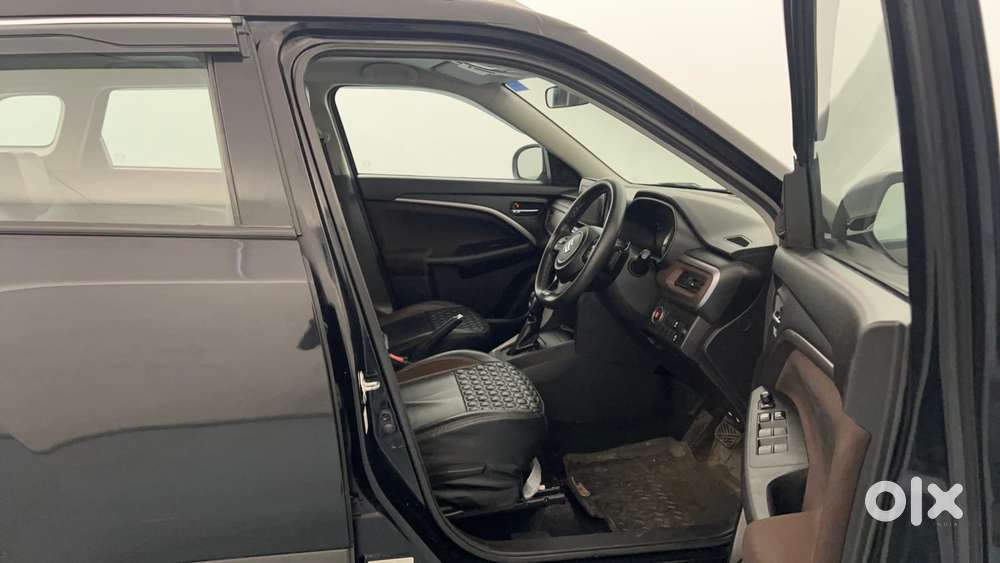 Maruti Suzuki Vitara Brezza 1.5 Zxi At, 2023, Petrol