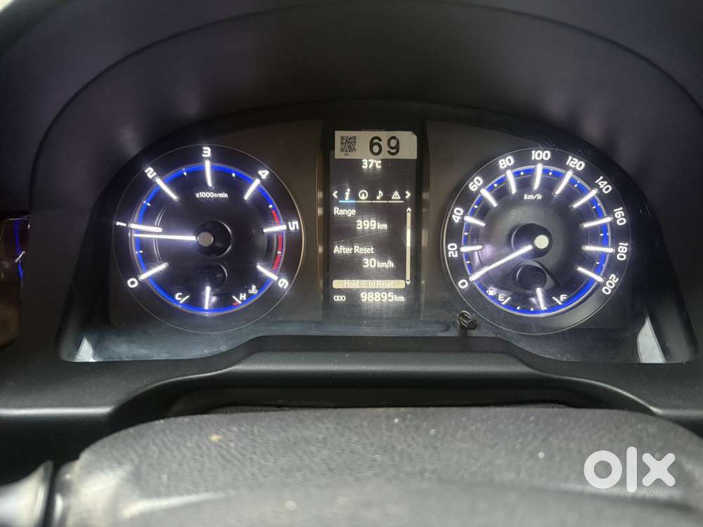 Toyota Innova Crysta 2.4 Z 7 Str, 2016, Diesel
