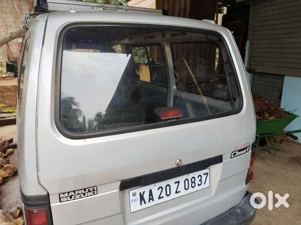 Maruti Suzuki Omni 0.8 2012
