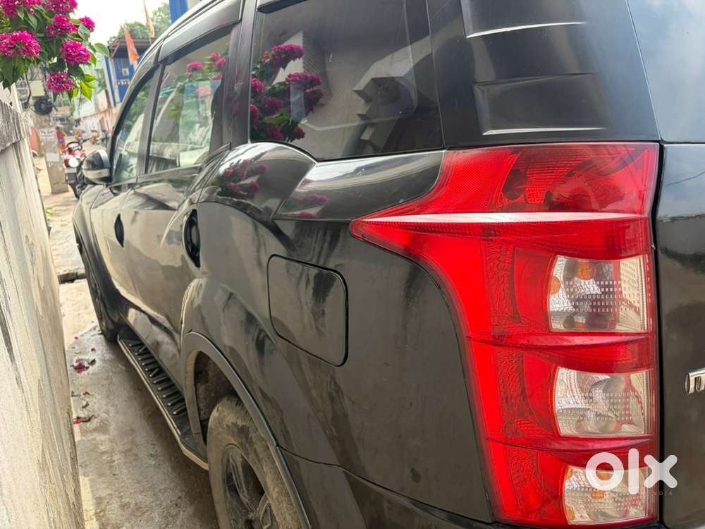 Xuv 500 W8