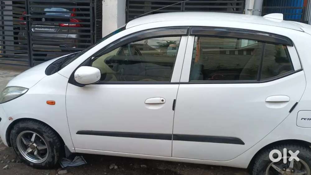 Hyundai I10 Sportz 2011 Car