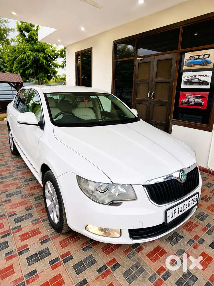 Skoda Superb Elegance 1.8 Tsi At, 2013, Petrol
