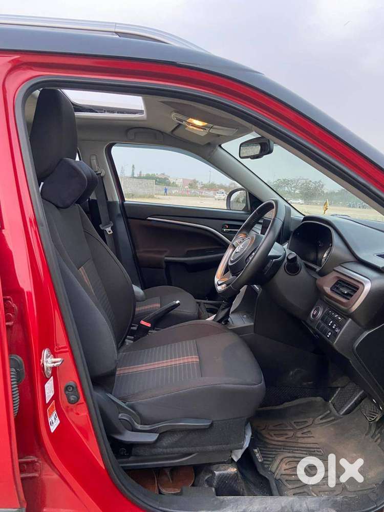 Maruti Suzuki Brezza 2024 Petrol Well Maintained