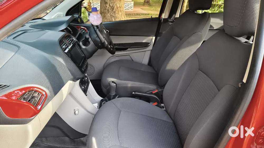 Tata Tiago Xz Plus (top Variant) - 2019 Petrol
