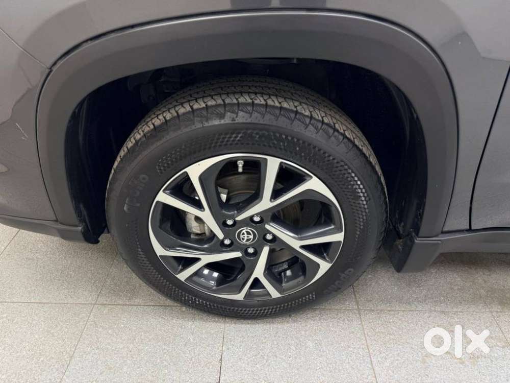 Toyota Urban Cruiser Hyryder 1.5 V Hybrid, 2024, Petrol