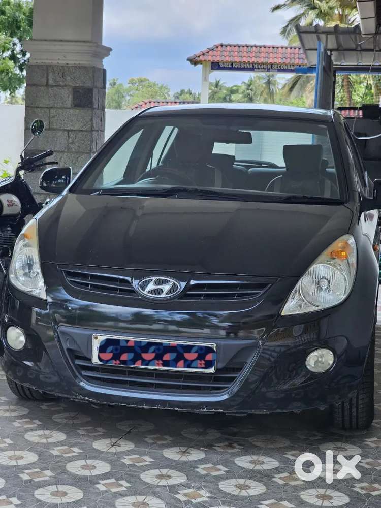​top-end Hyundai I20 Asta Diesel Abs, Ebd & Airbags