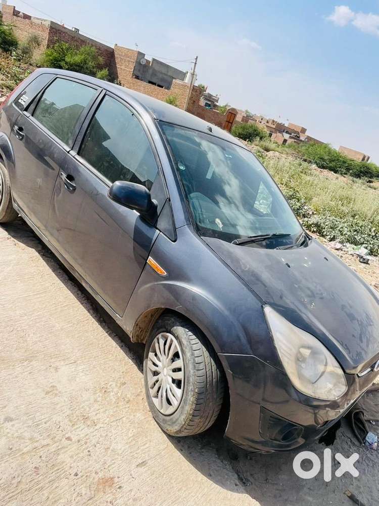 Ford Figo 2012 Diesel 95000 Km Driven