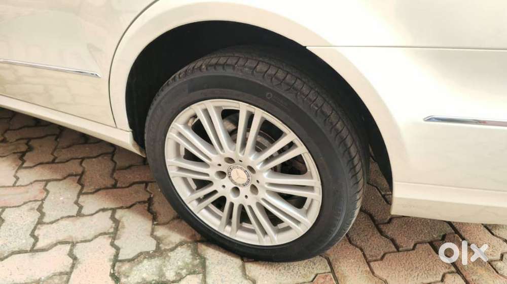 Mercedes Benz E Class E200cgi