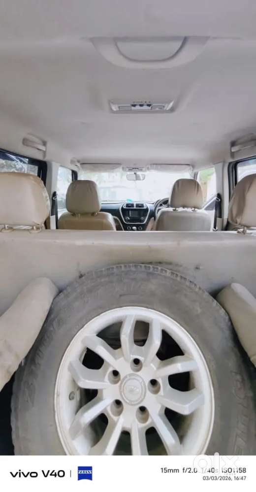 Mahindra Tuv 300 2017 Diesel 121000 Km Driven