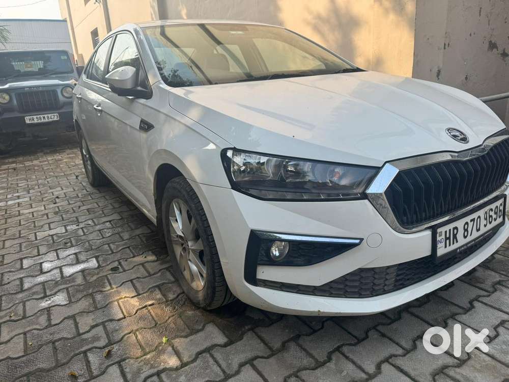Skoda Slavia 1.0 Ambition Tsi, 2024, Petrol