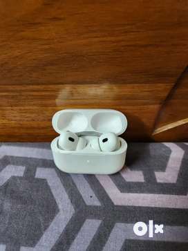 Second Hand Airpods in India Used Mobiles for sale in India OLX