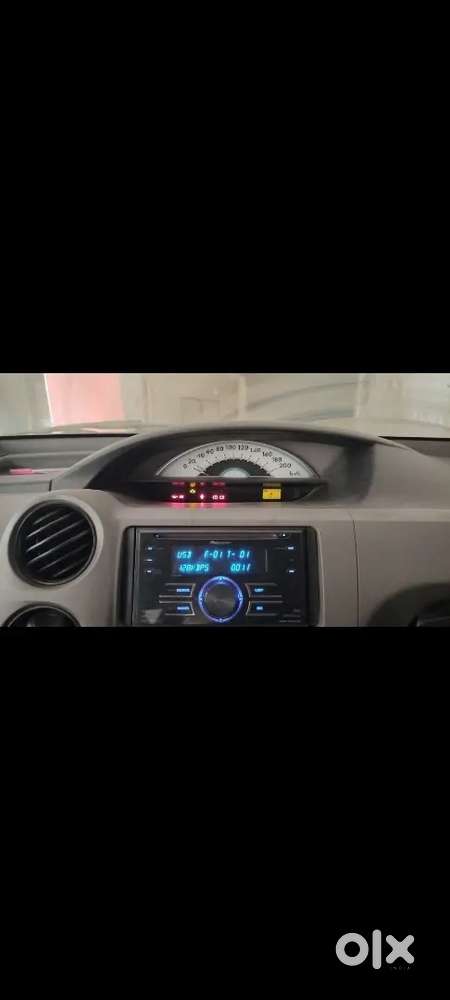 Toyota Etios 2011 Petrol 98000 Km Driven