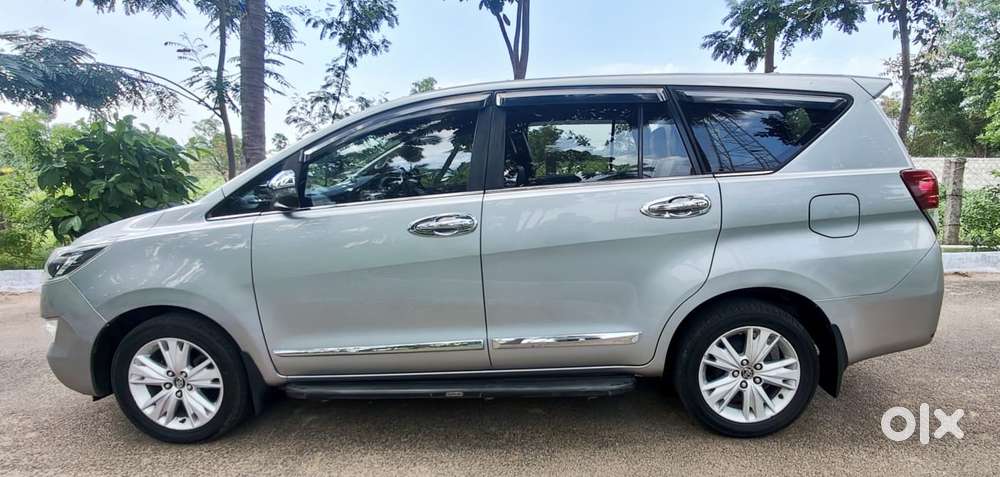 Toyota Innova Crysta 2.8z Automatic, 2017, Diesel