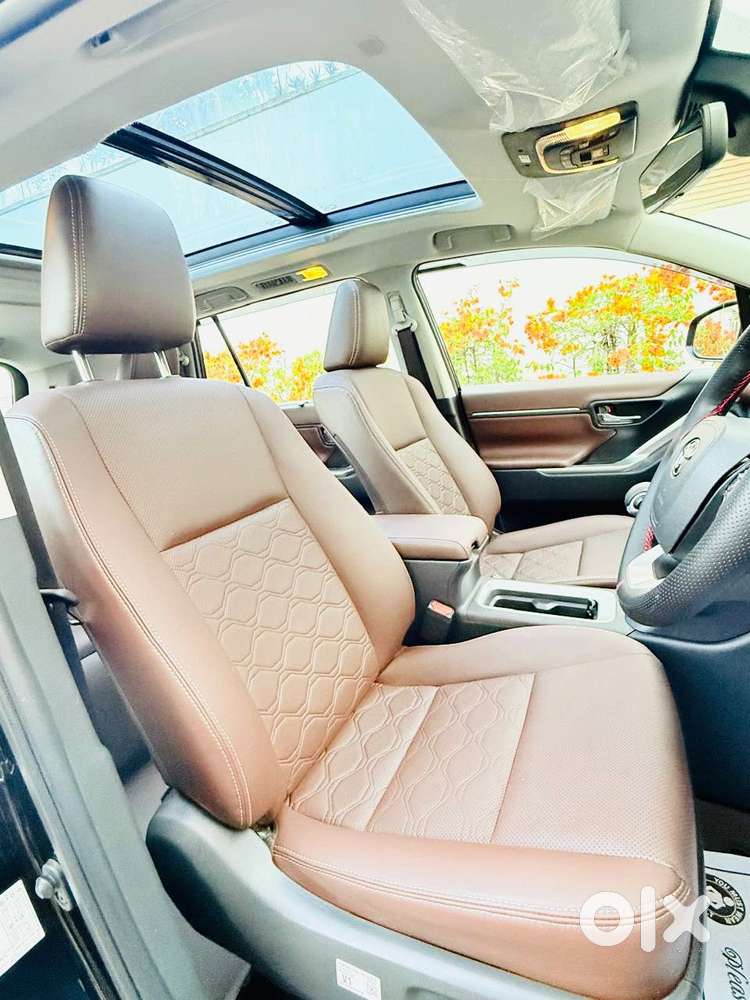 Toyota Innova Hycross 2.0 Zx (o) Hybrid 7 Str, 2024, Cng & Hybrids