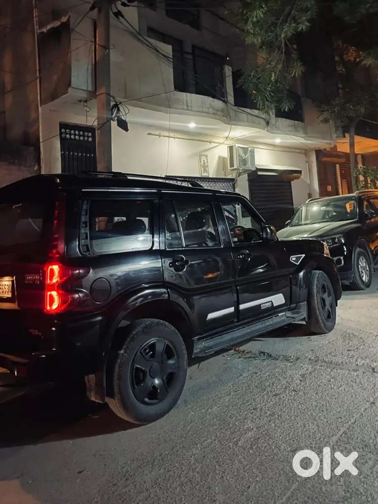 Mahindra Scorpio 2023 Diesel Manual Classic